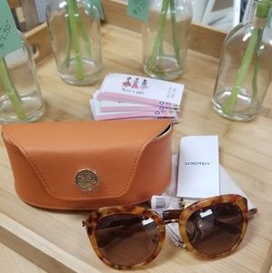 🚫Sold 🚫 Tory Burch sunglasses